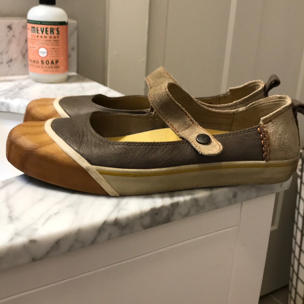 Sorel Sentry Mary Janes